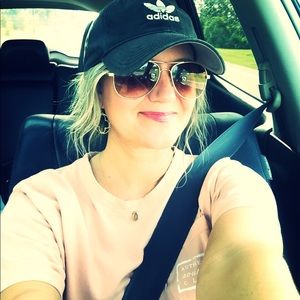 Meet your Posher, Deanna